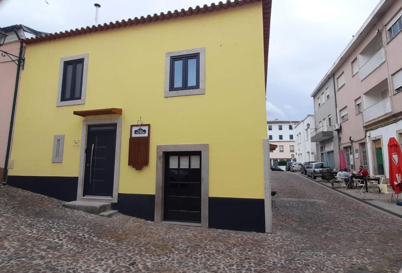 Taska Vila Velha Mirandela Exterior photo