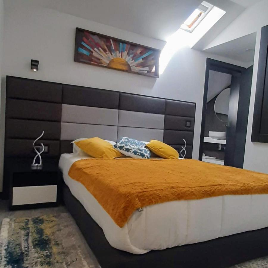 Taska Vila Velha Mirandela Exterior photo